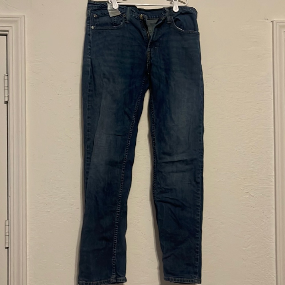 Levi jeans